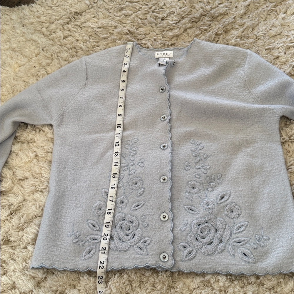 Koret Pale Blue Embroidered Scallop-Edge Cardigan NWT deadstock size 8 vintage - Picture 10 of 11